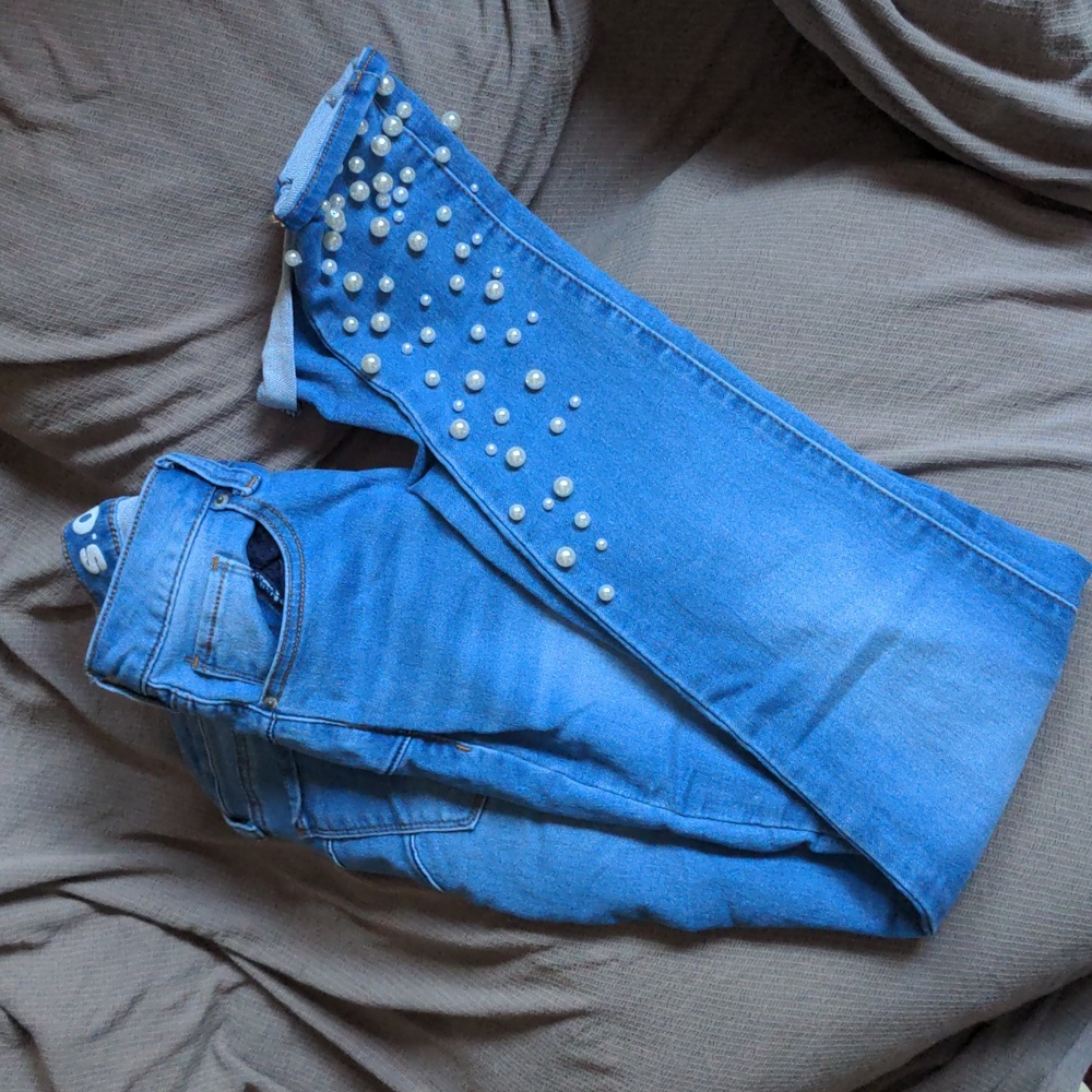 DIY pearl skinny jeans